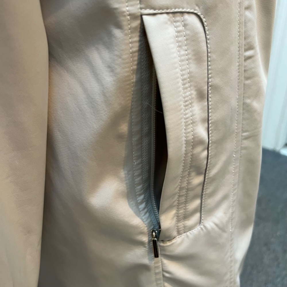 Weatherproof Raincoat Softshell Water Resistant T… - image 6